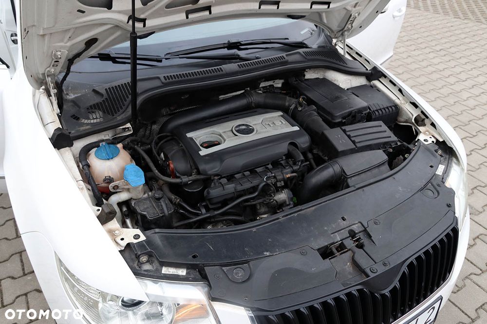 Skoda Superb 1.8 TSI Exclusive - 38