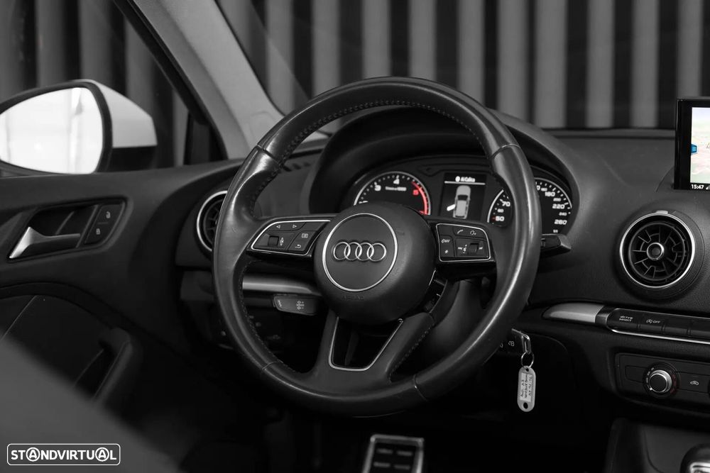 Audi A3 Sportback 1.6 TDI S tronic - 16