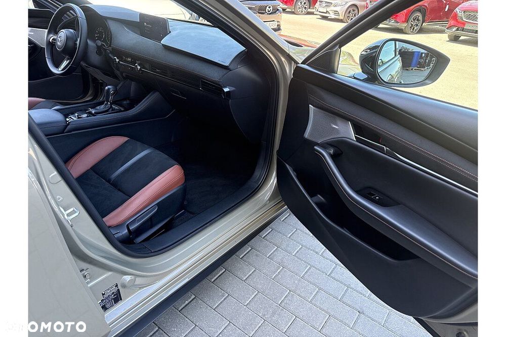 Mazda 3 2.0 mHEV Nagisa - 24