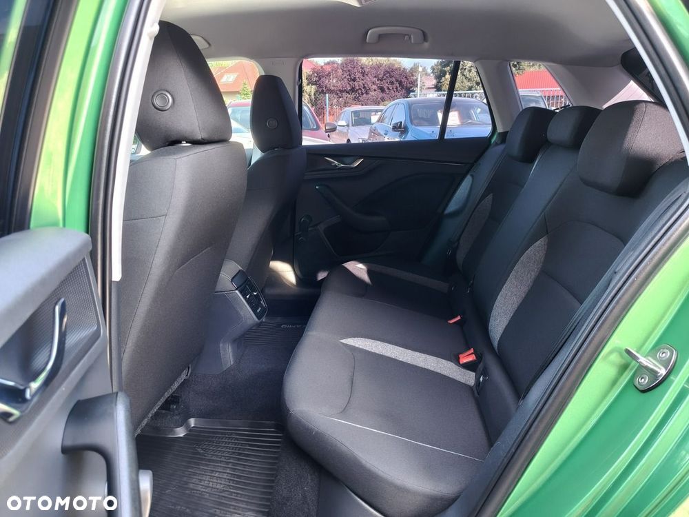Skoda Kamiq 1.0 TSI Active - 27
