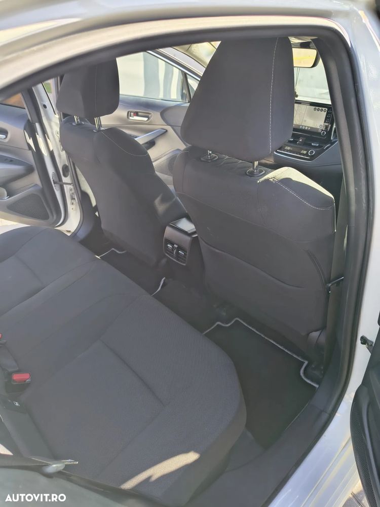 Toyota Corolla Sedan 1.8 HSD Dynamic Plus - 3