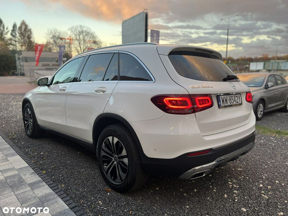 Mercedes-Benz GLC 200 d 4-Matic Business Edition - 9