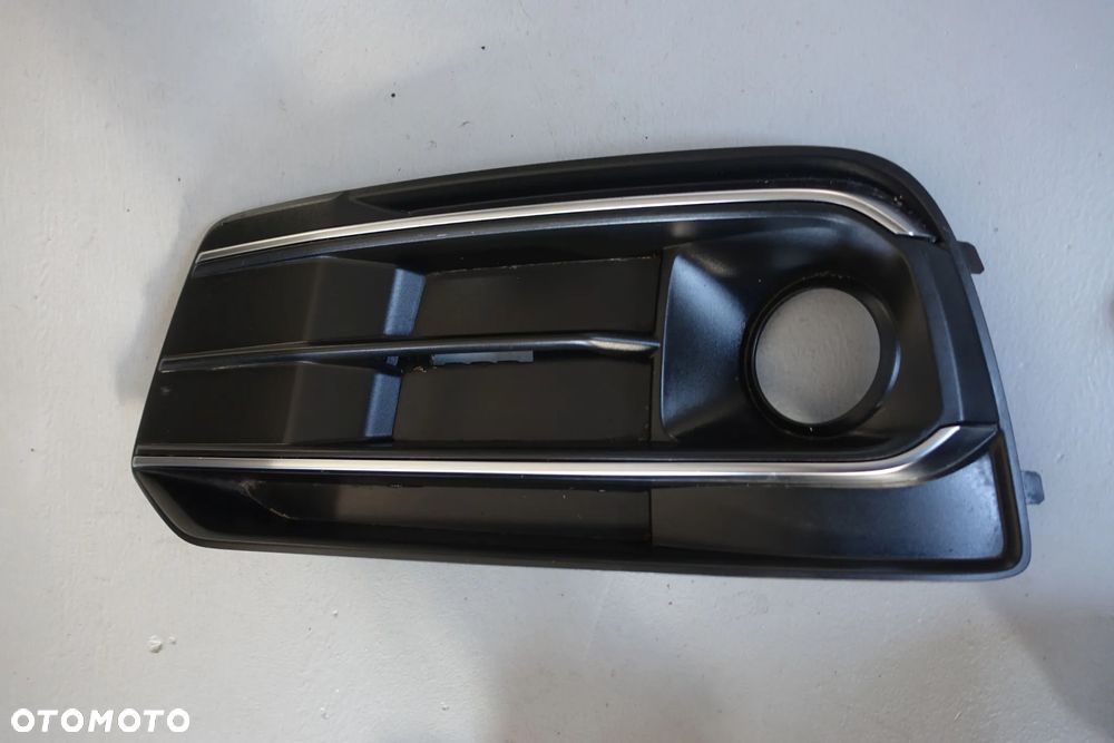 KRATKA ZDERZAKA LEWA PRAWA AUDI Q5 II 16r.-  Sline  80A - 6