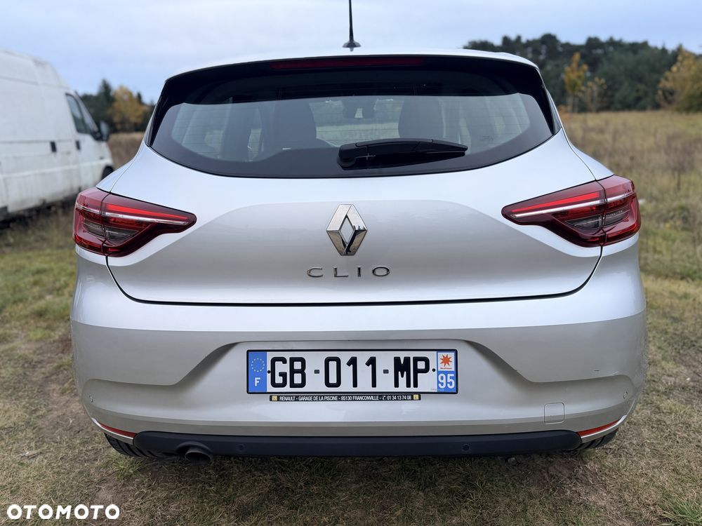 Renault Clio - 14