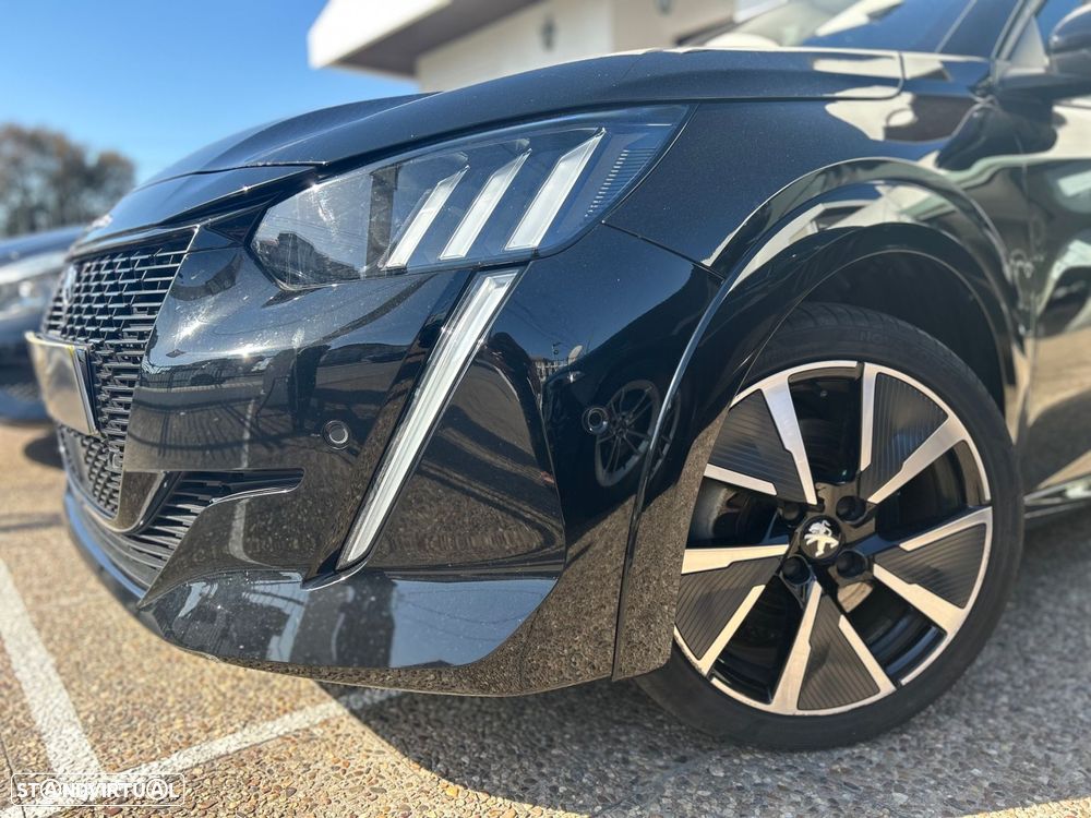 Peugeot e-208 50 kWh GT Pack - 3