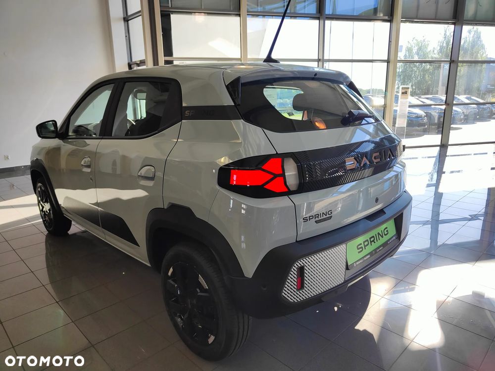 Dacia Spring Electric 24.3kWh 100 Extreme - 4