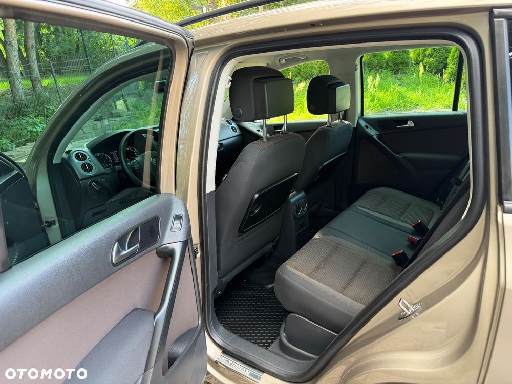 Volkswagen Tiguan - 13