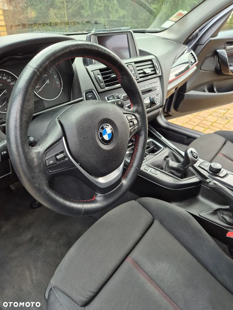 BMW Seria 1 116i Sport Line - 22