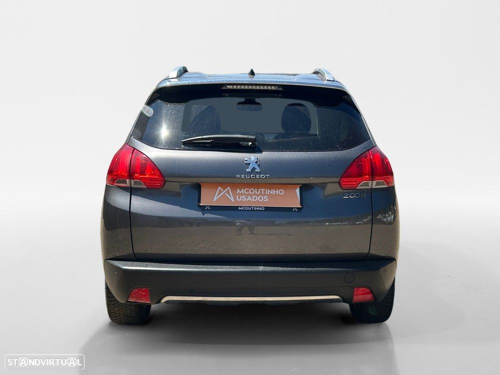 Peugeot 2008 1.2 PureTech Allure - 4