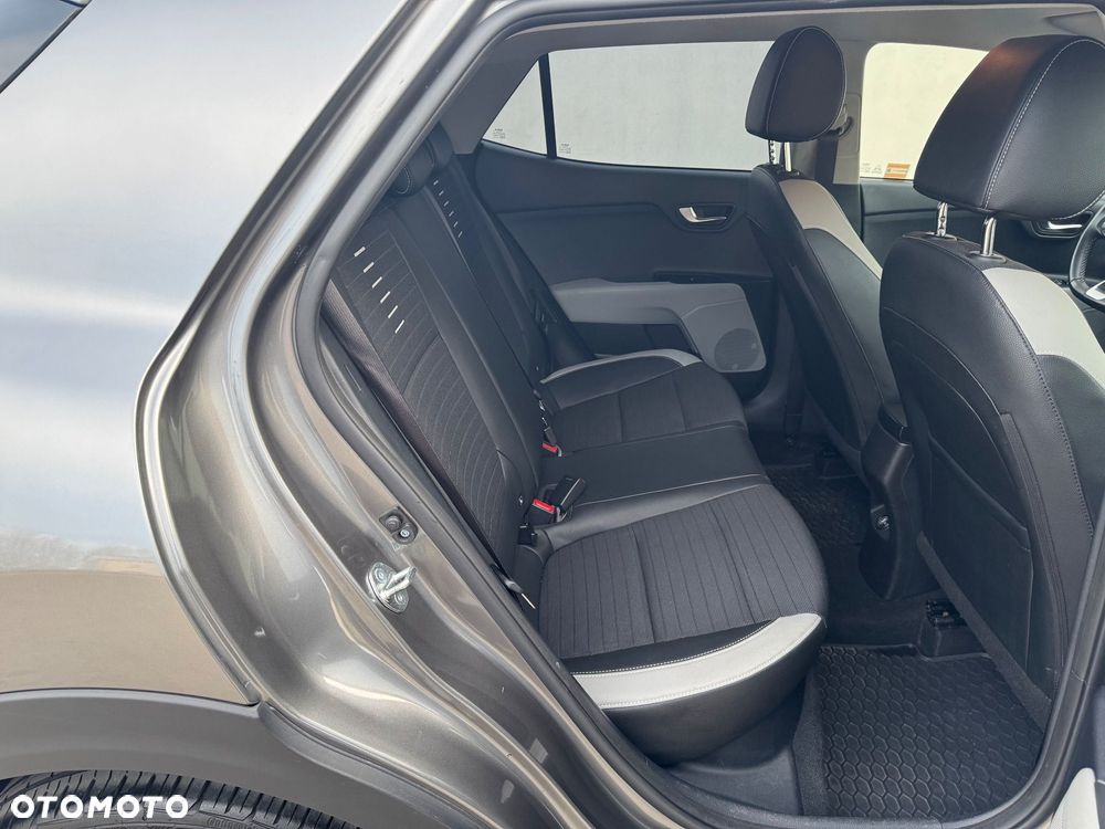 Kia Stonic 1.0 T-GDI MHEV L - 36