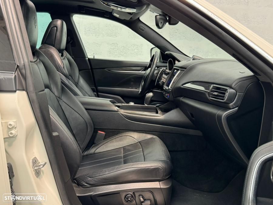 Maserati Levante S Q4 - 42