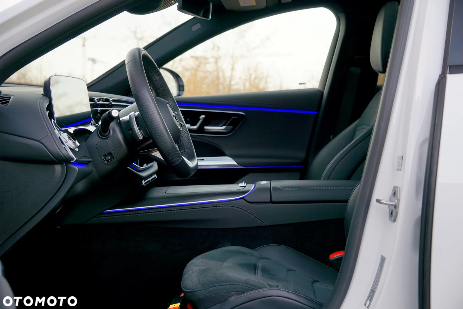 Mercedes-Benz Klasa E 220 d 4Matic 9G-TRONIC Edition AMG Line - 19
