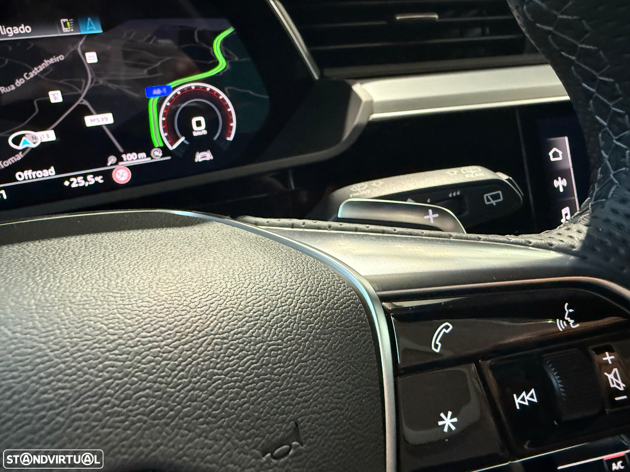 Audi Q8 e-Tron 50 quattro S line - 39