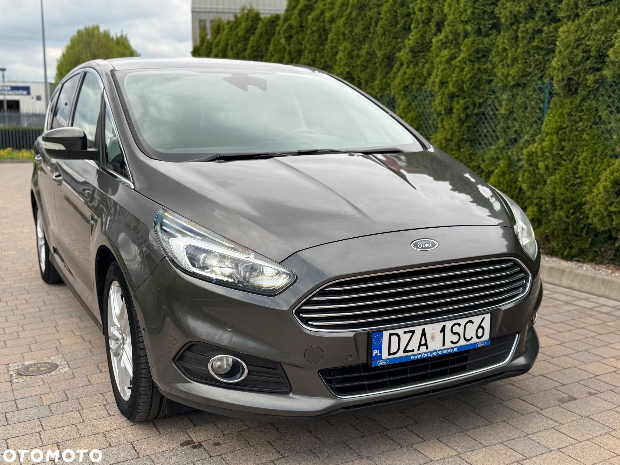 Ford S-Max - 1