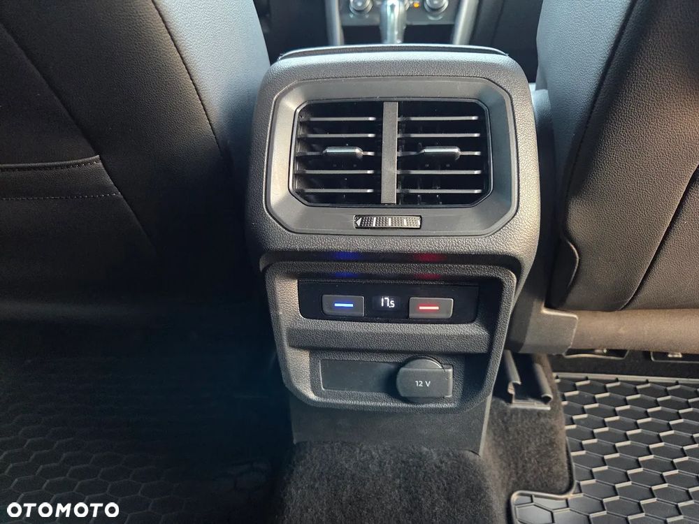 Volkswagen Tiguan - 28