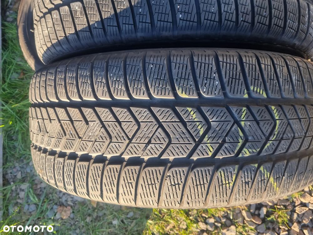 Opony Pirelli Scorpion Winter 255/60R18 108 H rant 2017r,4x6mm db stany - 2