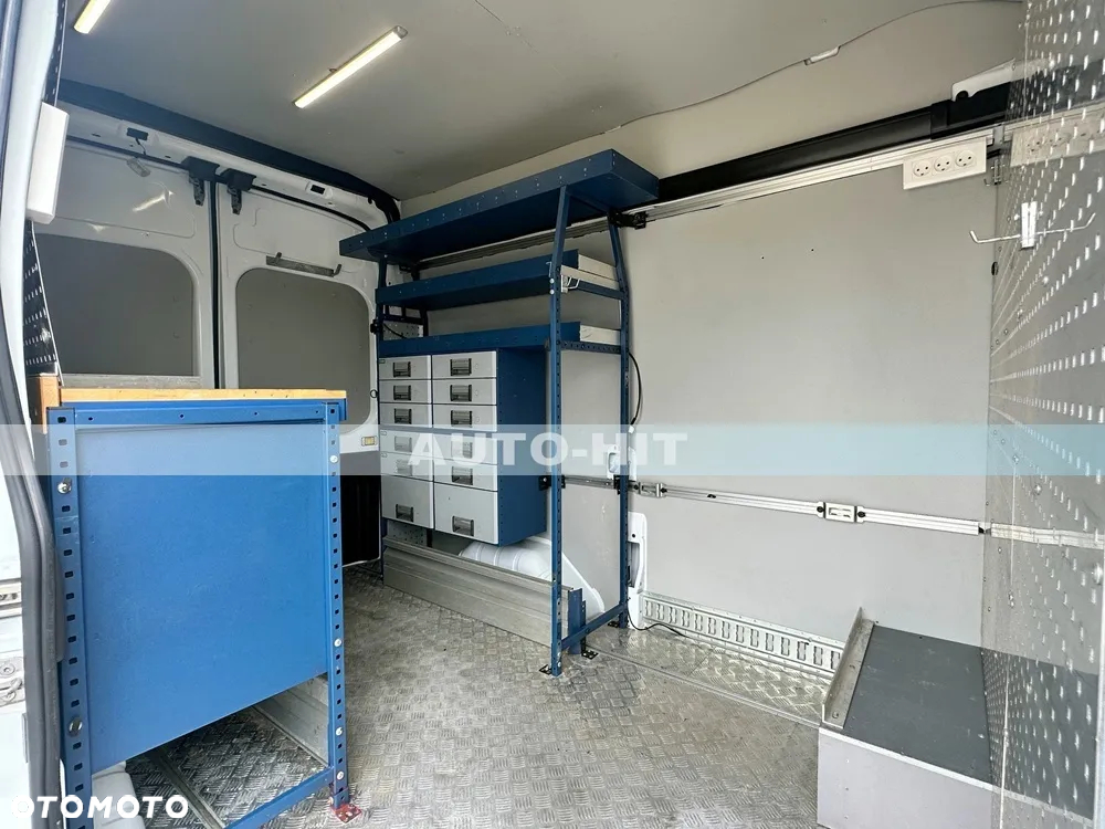 Ford Transit - 19