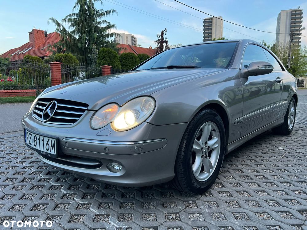 Mercedes-Benz CLK - 5