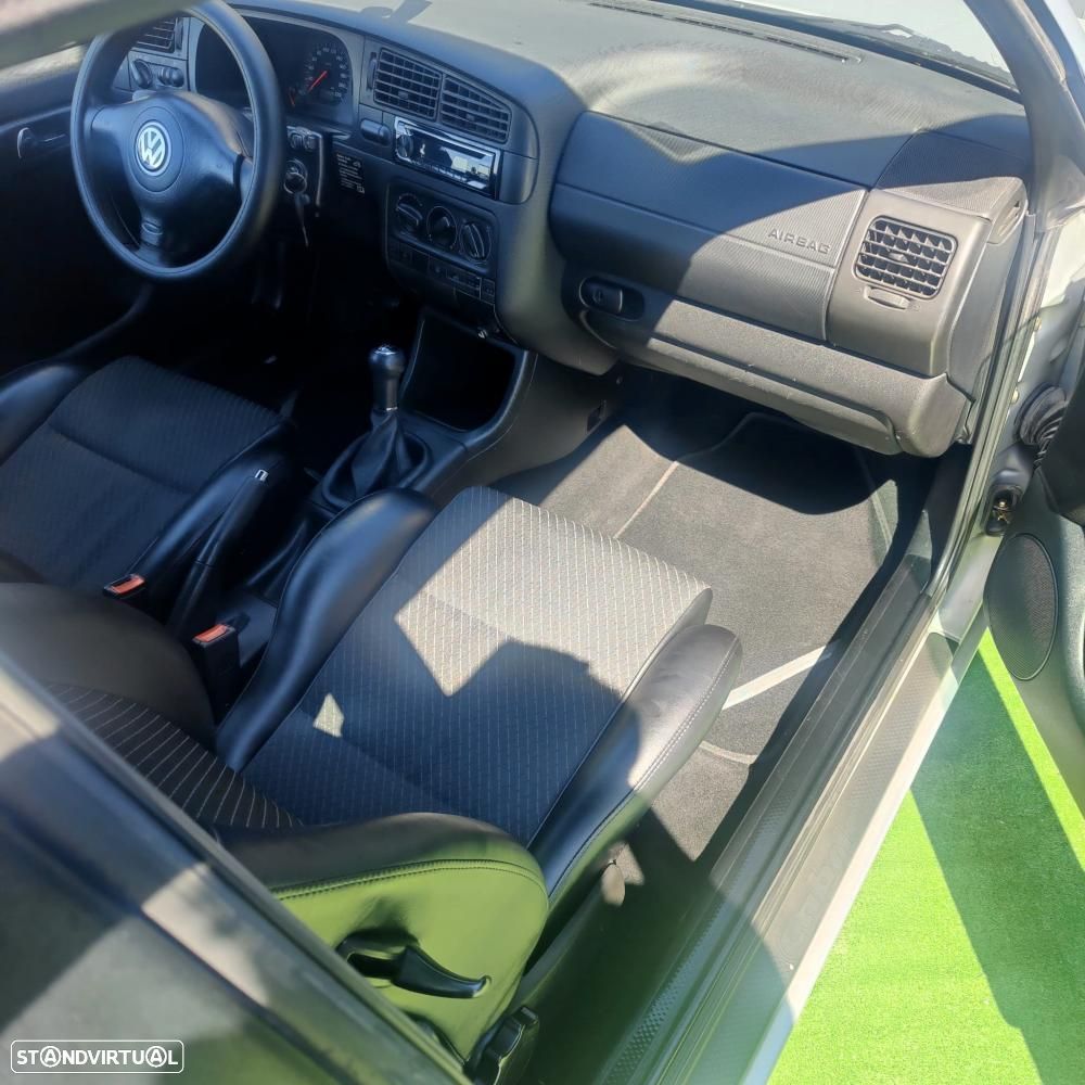 VW Golf Cabriolet - 12