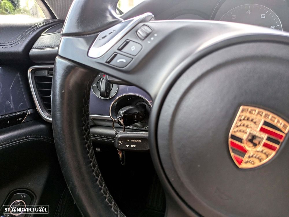 Porsche Panamera - 14
