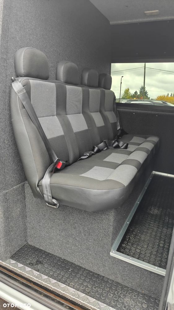 Renault Master  brygadowka 7 osób - 8