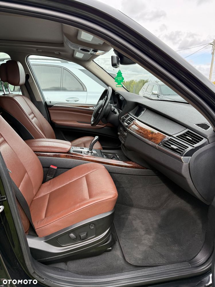 BMW X5 xDrive35i - 4