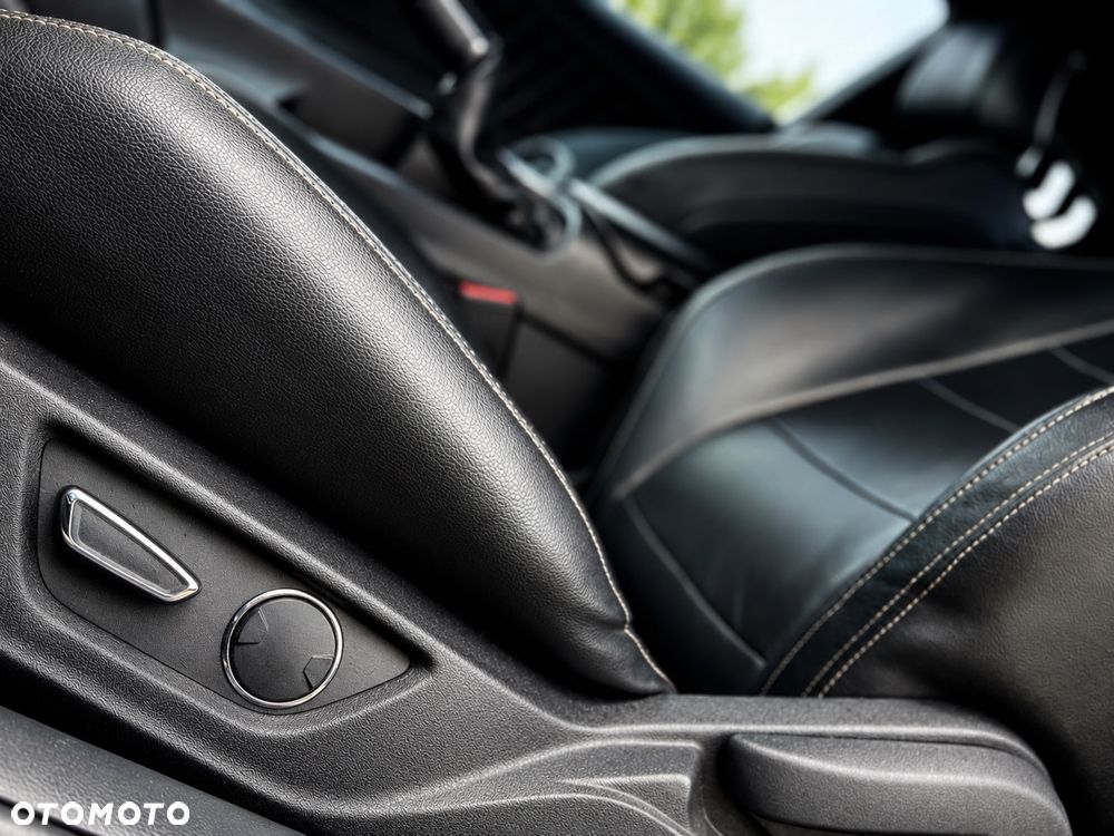 Ford Mustang - 11