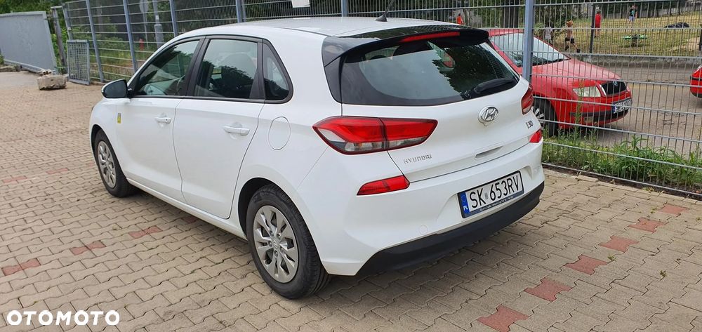 Hyundai i30 1.6 CRDi Classic + - 4