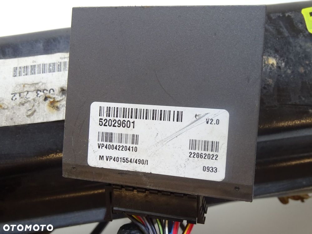 HAK HOLOWNICZY BMW E61 OE - 7