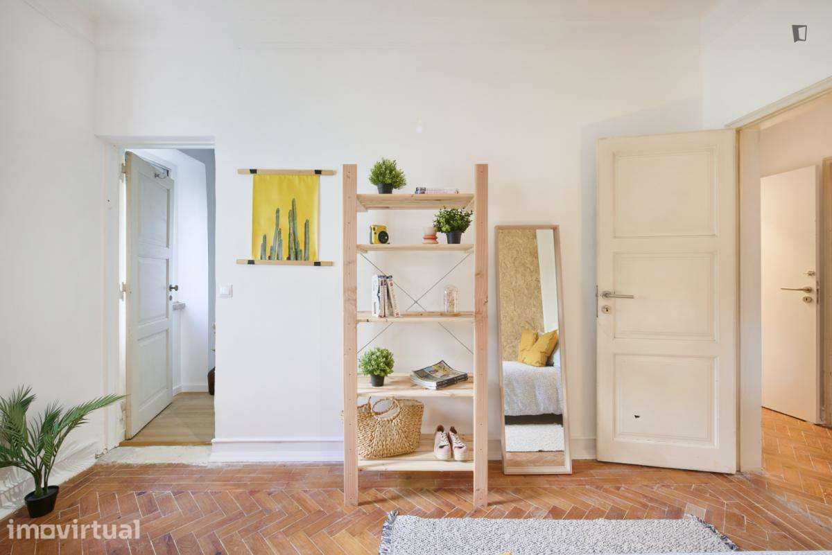 Quarto - localizado em Alvalade Lisbon - Grande imagem: 4/21