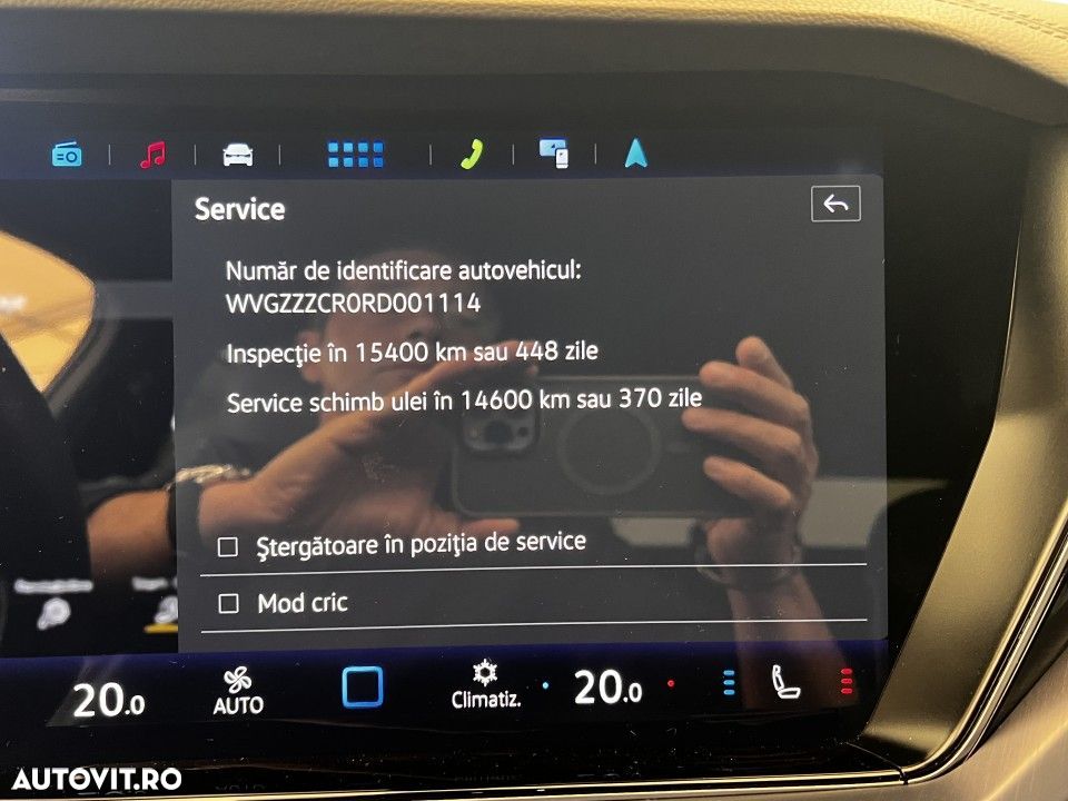 Volkswagen Touareg - 34