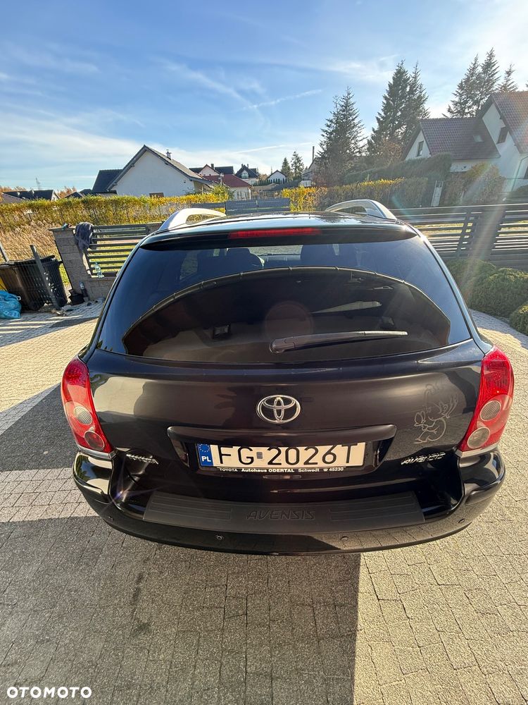 Toyota Avensis 1.8 VVT-i Combi - 6