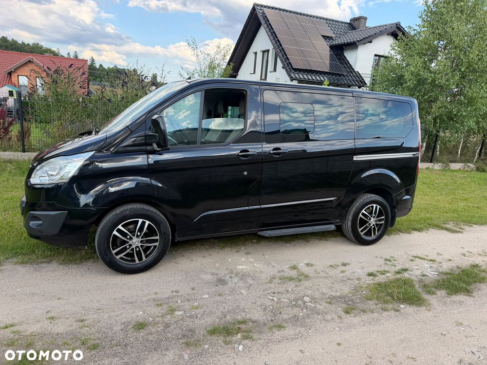 Ford Tourneo Custom - 4