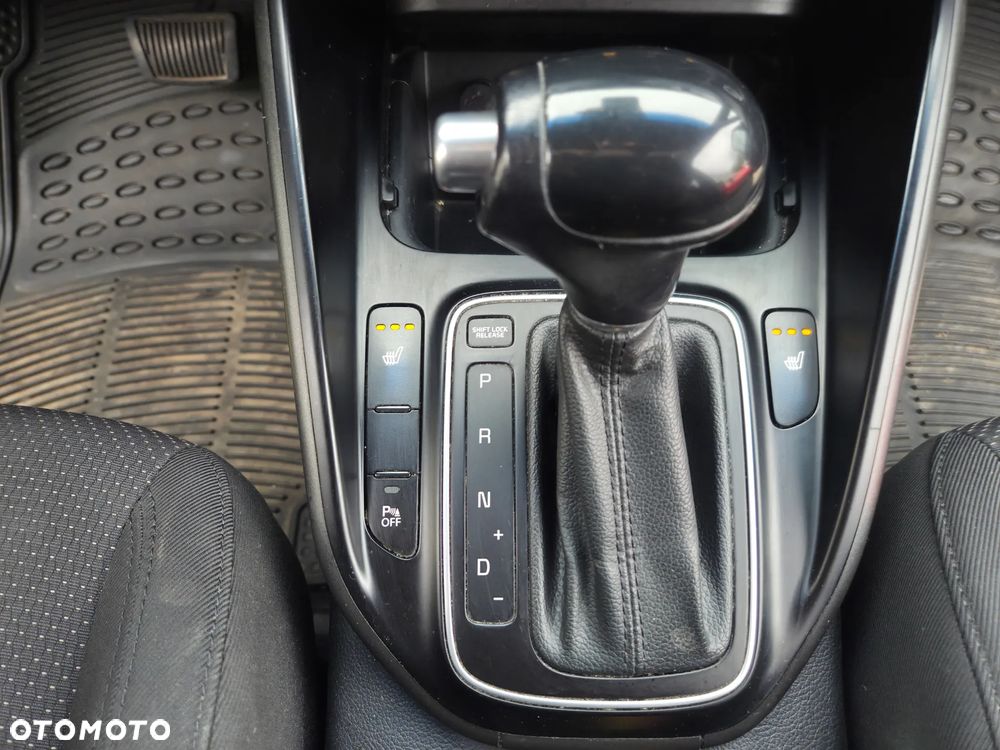 Kia Carens 1.7 CRDi L - 14