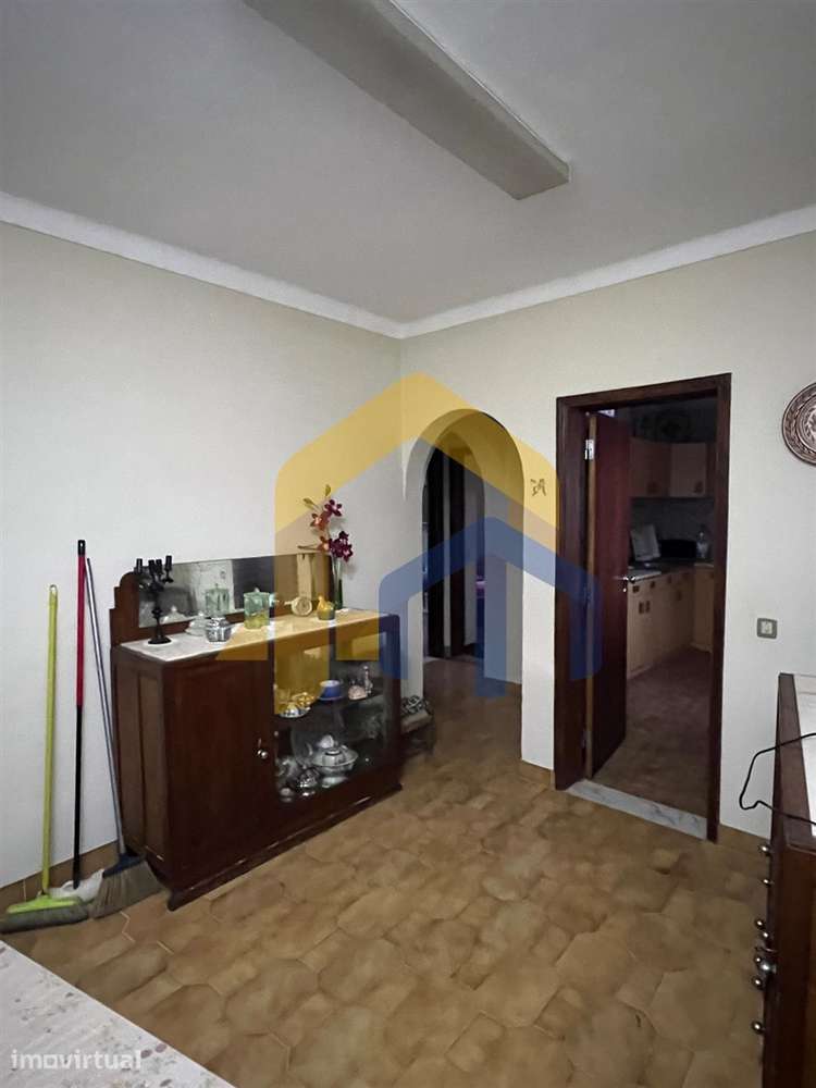 Apartamento T2+1 com Sotão Aproveitado , em Estremoz - Grande imagem: 4/13