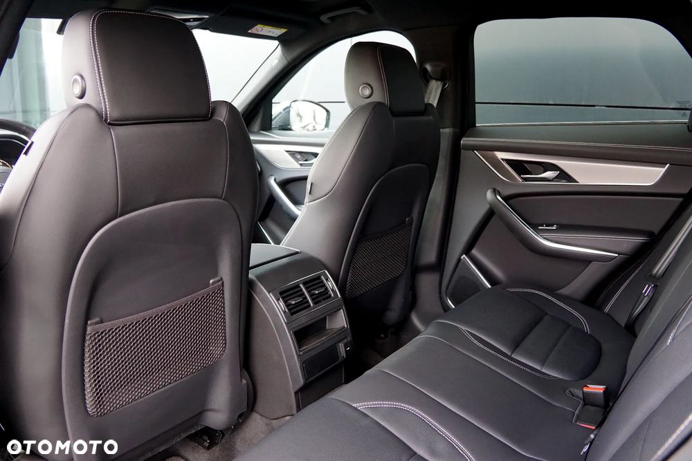 Jaguar F-Pace D200 AWD R-Dynamic S - 27