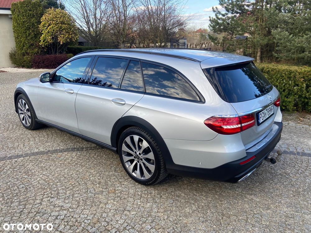 Mercedes-Benz Klasa E 220 d 4Matic 9G-TRONIC - 8