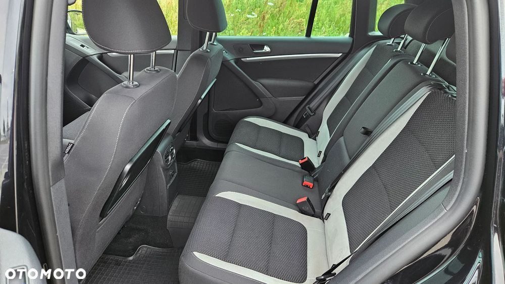 Volkswagen Tiguan 2.0 TDI 4Mot R-Style DSG - 8