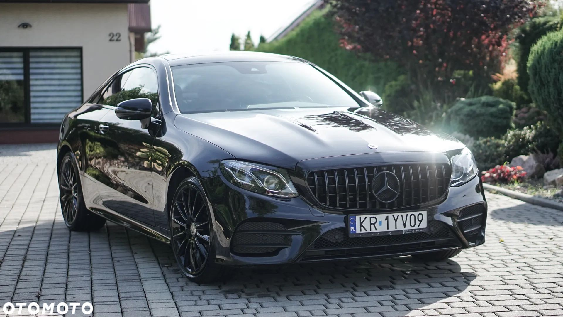Mercedes-Benz Klasa E 220 d Coupe 4-Matic AMG - 1