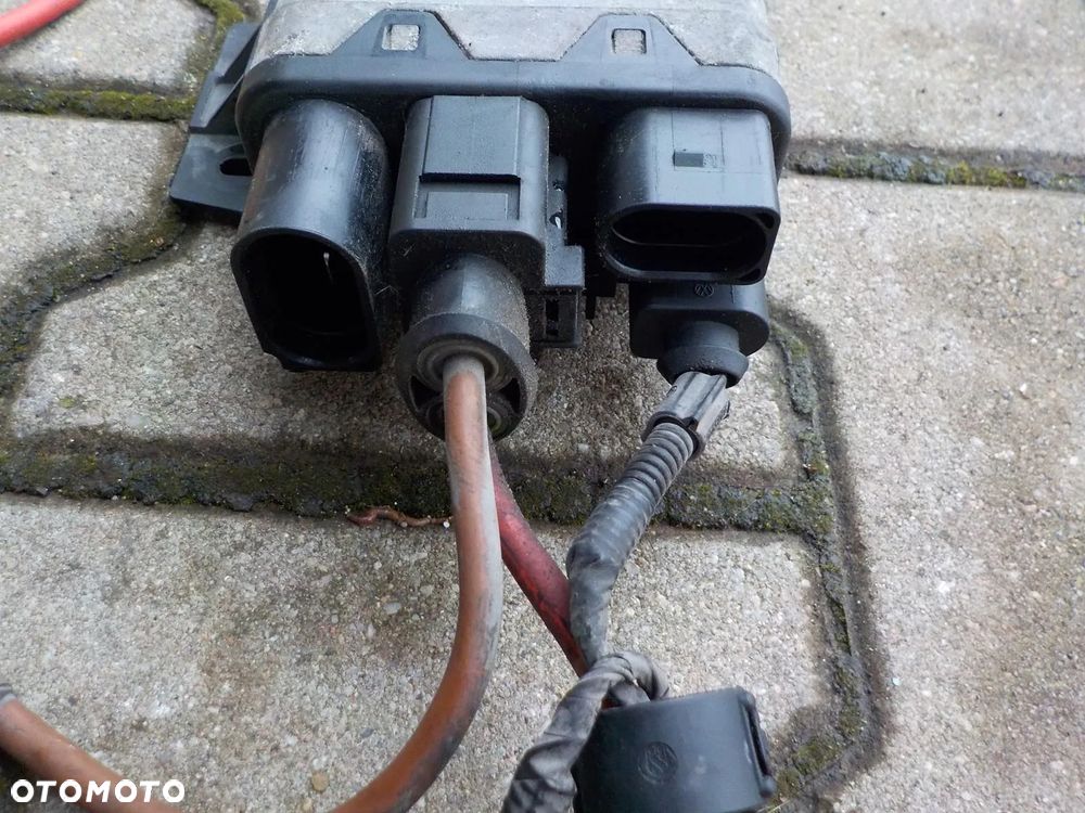 VW T5 MODUŁ PRZEKAŹNIK STEROWNIK WENTYLATORÓW AC - 4