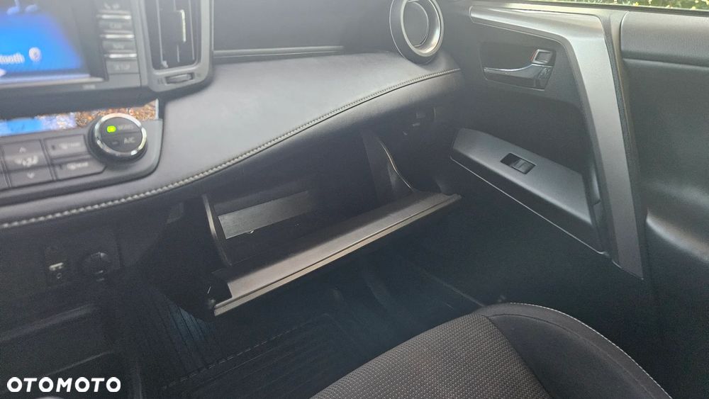 Toyota RAV4 Hybrid Premium 4x4 - 14