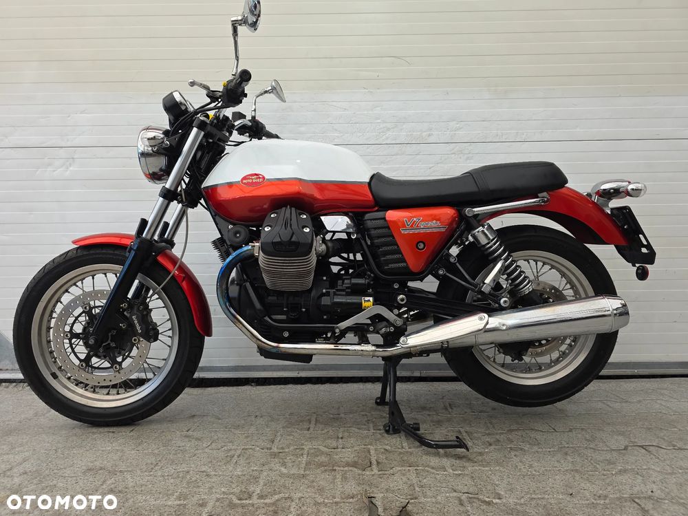 Moto Guzzi V7 - 1