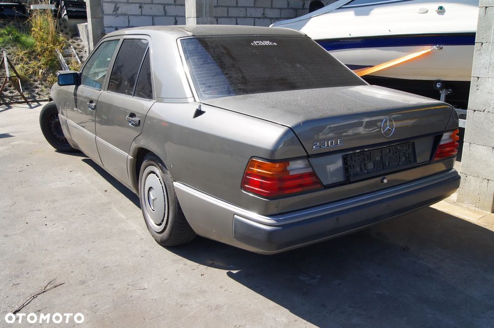 Mercedes-Benz W124 (1984-1993) - 6