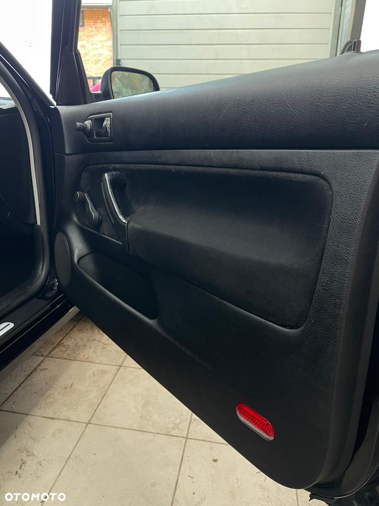 Volkswagen Golf 1.9 GL TDI - 22