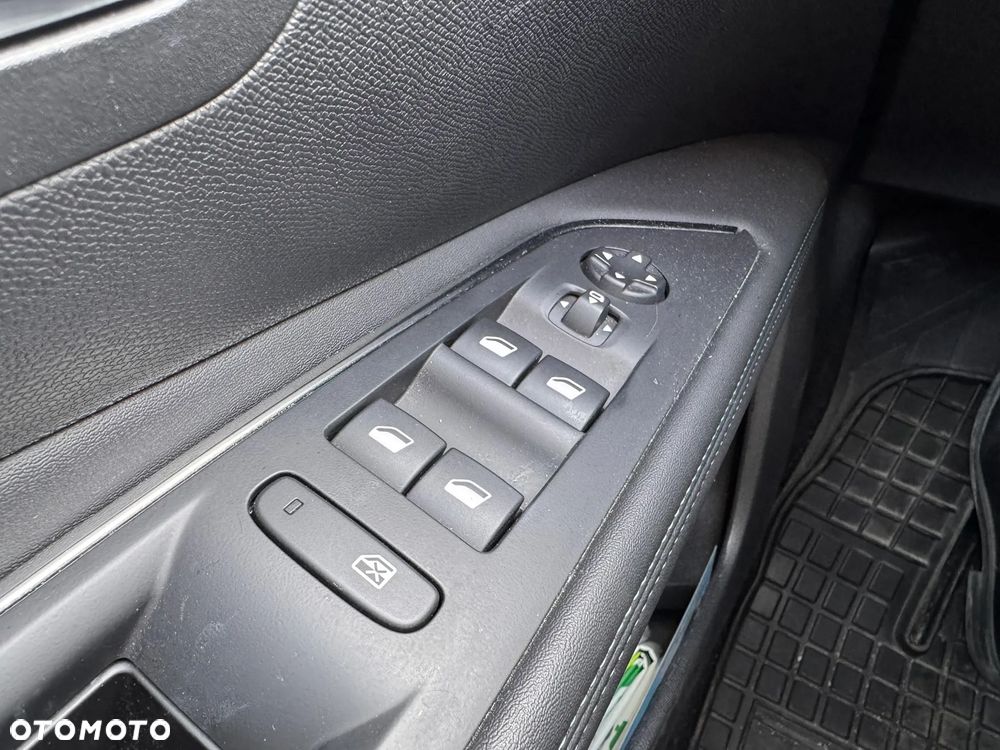 Peugeot 3008 1.2 PureTech Allure Pack S&S EAT8 - 9