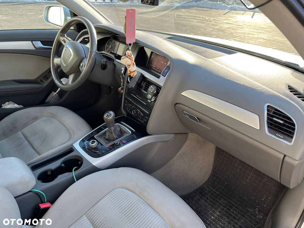 Audi A4 Avant 2.0 TDI DPF Attraction - 15