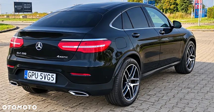 Mercedes-Benz GLC 250 4-Matic - 2
