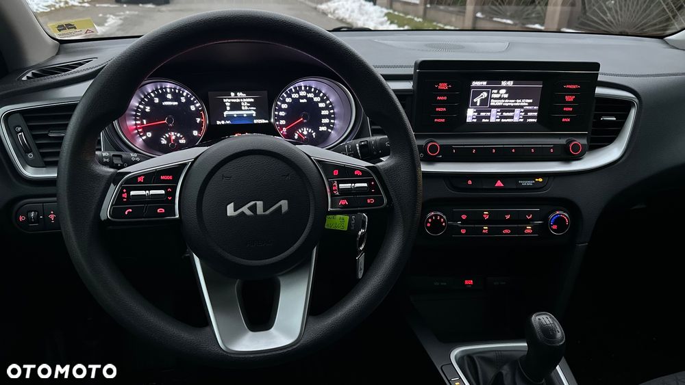 Kia Ceed 1.5 T-GDI S - 11