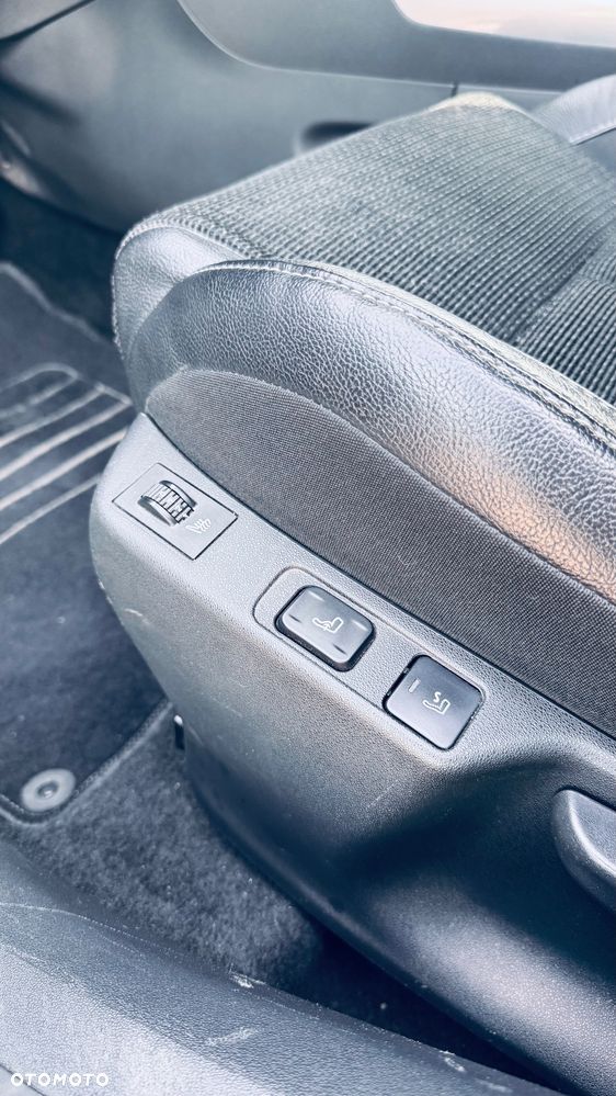 Citroën C4 2.0 HDi Exclusive - 7