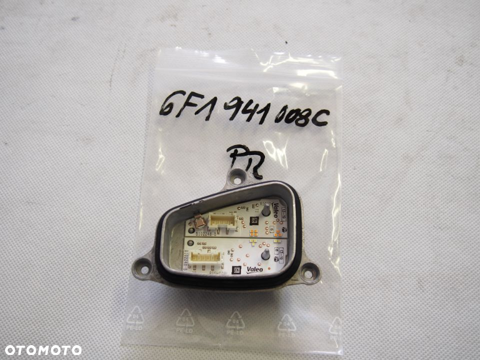 Przetwornica Seat Ibiza 6F1 2016r moduł prawa przednia led - 2